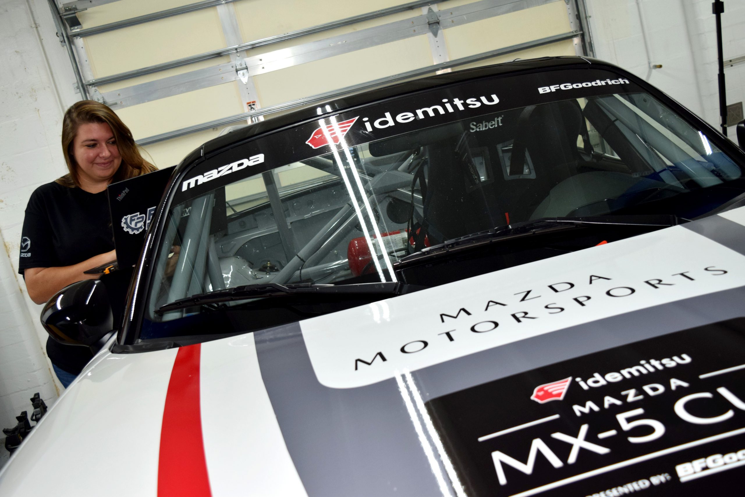 Ashli-Richardson and safety car